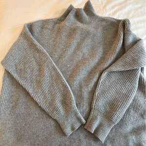 Everlane Light Gray Knit Sweater